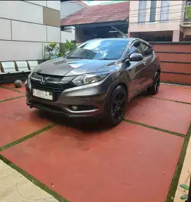 Honda HRV E at Low KM