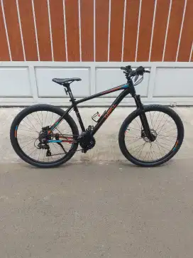 SEPEDA MTB 27.5 THRILL CLOVED 1.0