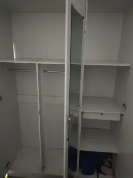 Dijual lemari BU . bisa nego