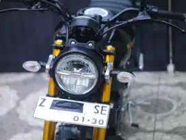( Km 1 Ribu , Baru 4 bulan ) Yamaha XSR 155 2025 , xsr155 xsr 2025