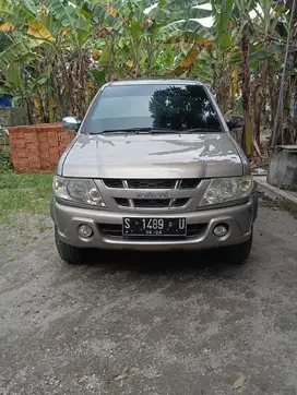 Isuzu Grand touring 2007 Diesel