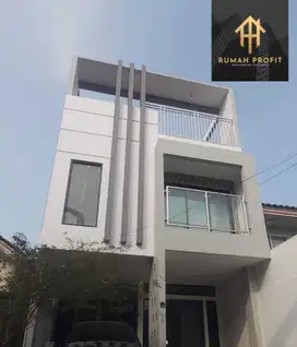 Dijual Murah Rumah Megah 3 Lantai Di Komplek Karawaci Residence