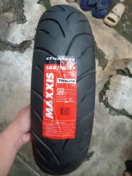 Ban maxxis extramax + free oli castrol ultimate