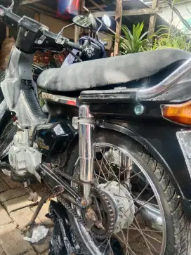 Honda astrea prima thn 88