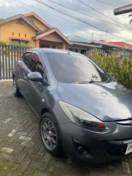 Mazda 2 2011 1.5 HB S M/T