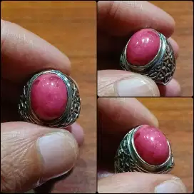 Red Borneo HQ (Ruby Kalimantan)