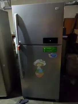 Kulkas LG Jumbo 550L