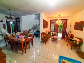 RUMAH NYAMAN DI RAFFLES HILLS CIBUBUR, DEKAT LRT,  TOL JAGORAWI, TRAN