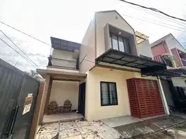 Rumah Hook 2 Lantai Siap Huni Cluster Pasar Rebo Jakarta Selatan