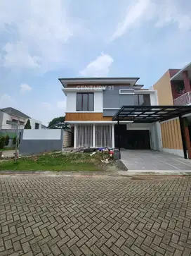 Dijual Rumah Mewah Posisi Hook Di Disocvery Bintaro SC16225