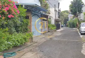 Dijual Rumah Strategis Di Bintaro Sektor 5 (1342-mi)