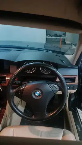BMW 523i 2008 Bensin