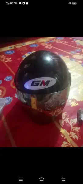DiJual Helm GM Hitam Masih bening