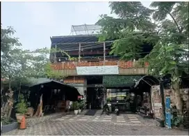 Dijual Tempat Usaha Ex Restaurant Lingkungan Ramai Di Pulogebang