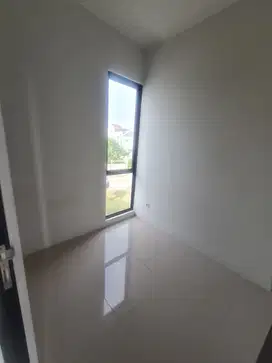 Dijual/Disewakan Rumah Bagus di Citra Garden Puri Denza Jual Cepaat!