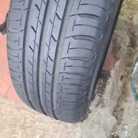 Ban mobil 205 55 17 bridgestone ecopia like new