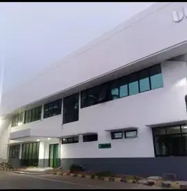 Di Sewakan Gudang Siap Pakai Loading Dock Kawasan Lippo Cikarang