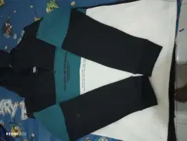 Dijual hoodie sz L Lok. Klaten