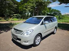 Toyota Kijang Innova Diesel 2.5G A/T Matic Tahun 2011