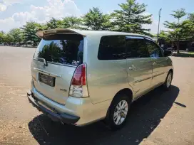 Toyota Kijang Innova Diesel 2.5G A/T Matic Tahun 2011