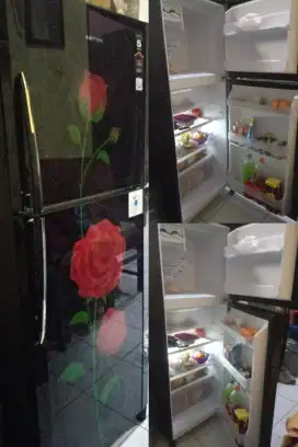 Dijual cepat kulkas 2 pintu merk Polytron