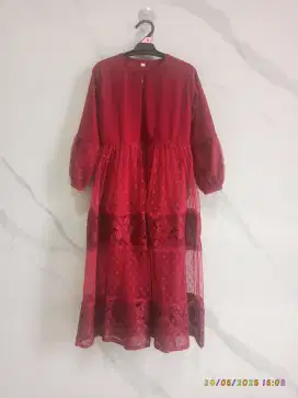 Gaun Brukat Merah & Gaun Tutu Pink