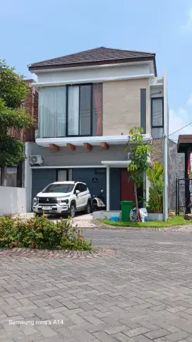 Rumah Jalan Utama, Desa Wage,dekat Aloha, Juanda, Bungurasih, Gedangan
