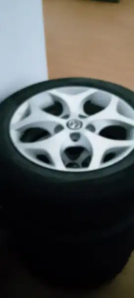 Velg Original Mazda Biante