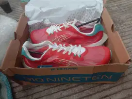Edisi salah beli ukuran sepatu original brand nineten