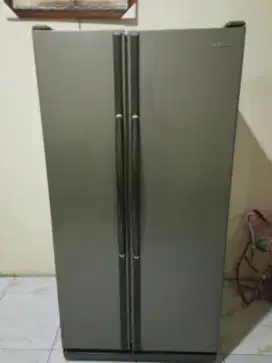 Kulkas SBS SAMSUNG