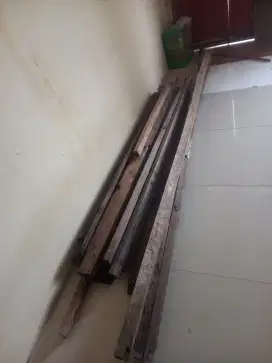 Kayu dan meja kayu murah