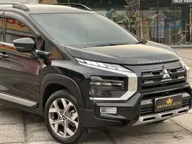 Mitsubishi Xpander Cross PremPackage 1.5AT 2023, KM 12rb