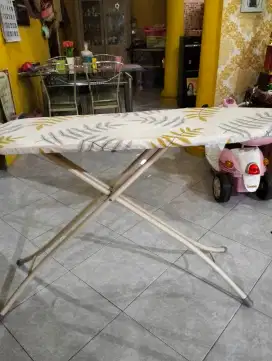 Meja setrika bekas di jual murah