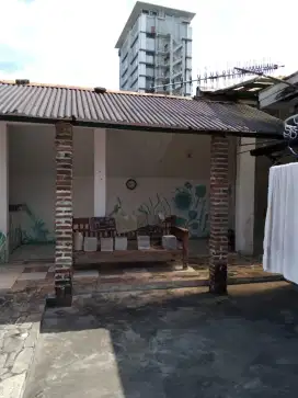JUAL RUMAH & GEDUNG PERTEMUAN CCK UTK CAFE/KANTOR DI  JL.RIAU BANDUNG