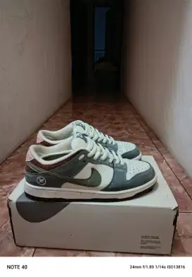 Nike sb dunk low x yuto