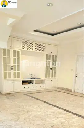 251. Dijual Rumah Strategis Pondok Indah Jakarta Selatan – Siap Huni