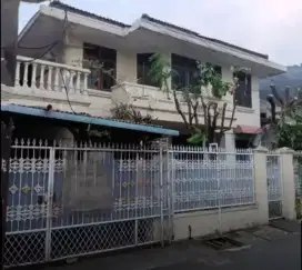 RUMAH MEGAH NYAMAN DI RAWAMANGUN