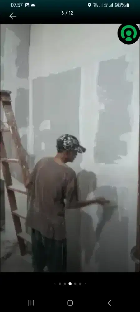 Pemborong atau tukang bangunan