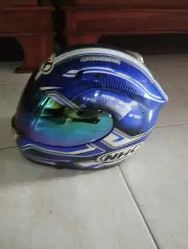 Helm full face merk NHK
