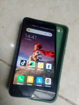redmi 5A ram 3/32 mines layar kaya di gambar,smua normal jaya 200k Net