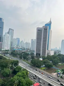 DIBUTUHKAN ART MOMONG MENGINAP DI CIRENDEU