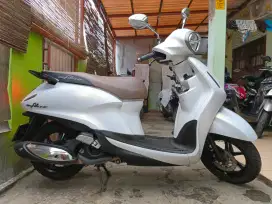 YAMAHA GRAND FILANO LUX 2024 BLN 12 WHITE PEARL HRGPAS DI CILEDUG 2023