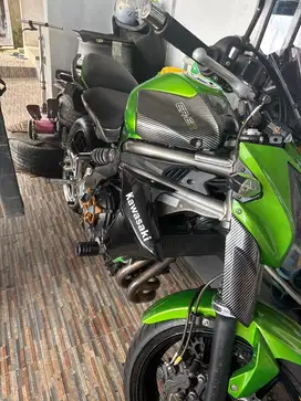 Dijual kawasaki ER6
