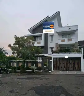 Di Jual Rumah Siap huni Mewah & Cantik di Citra Gran Cibubur