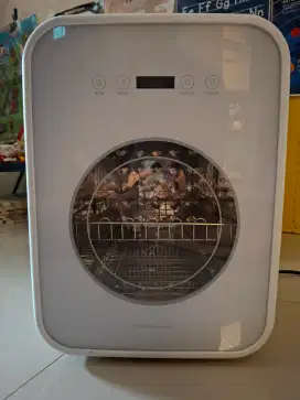 UV Sterilizer Botol Susu / Peralatan Bayi