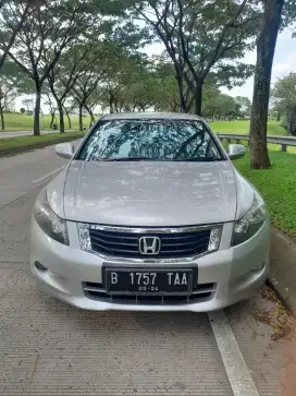 Dijual Honda Accord VTiL Tahun 2009 Automatic Istimewa