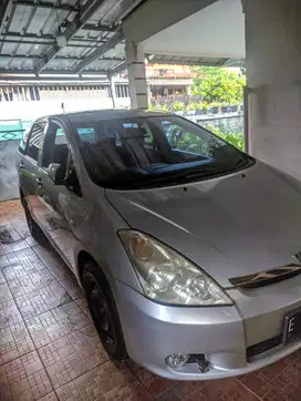 Toyota Wish 2003 Bensin