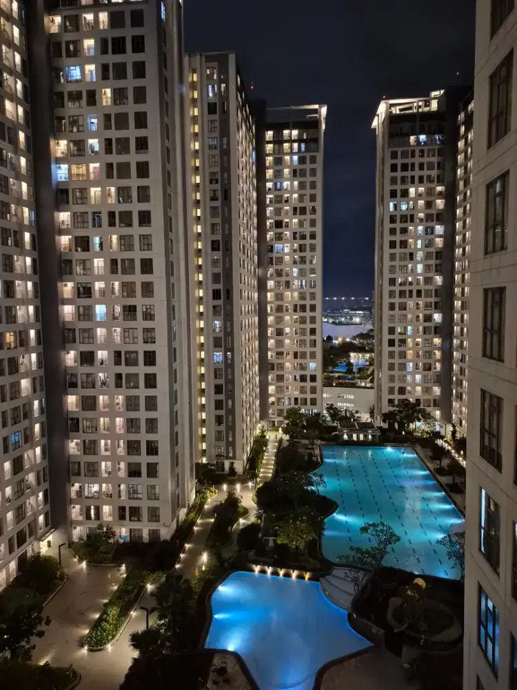 Di JUal RUGIII  semi furnish 2br apartemen Mtown