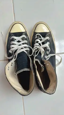 Sepatu Converse