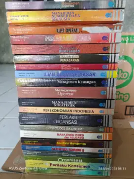 Buku Kuliah UT Manajemen S1